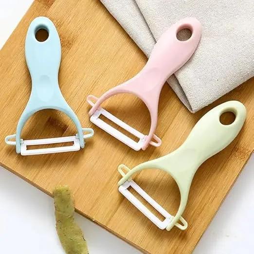 ultra-sharp-professional-kitchen-peeler-for-fruits-and-vegetables